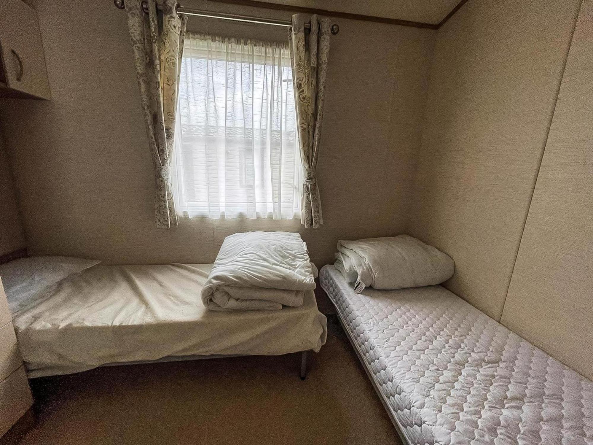 Lovely 6 Berth Caravan With Decking And Wifi In Kent, Ref 47017C Hotell Whitstable Eksteriør bilde